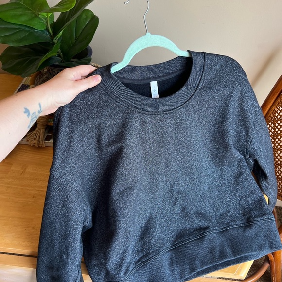 Lululemon ‘Perfectly oversized’ cropped crew - Picture 5 of 8